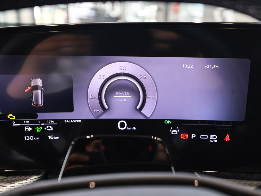 Bild 18 - Q5 e-hybrid quattro Edition One S Line AHK HUD