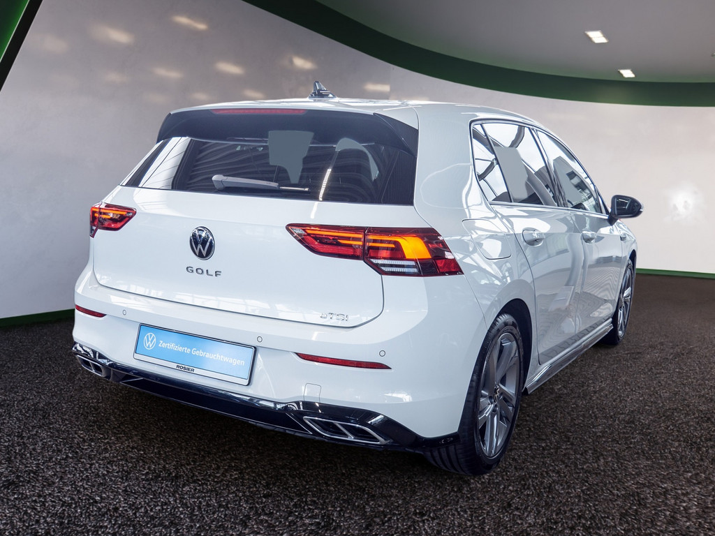 Bild 3 - Golf VIII R-Line 1,5 l eTSI DSG