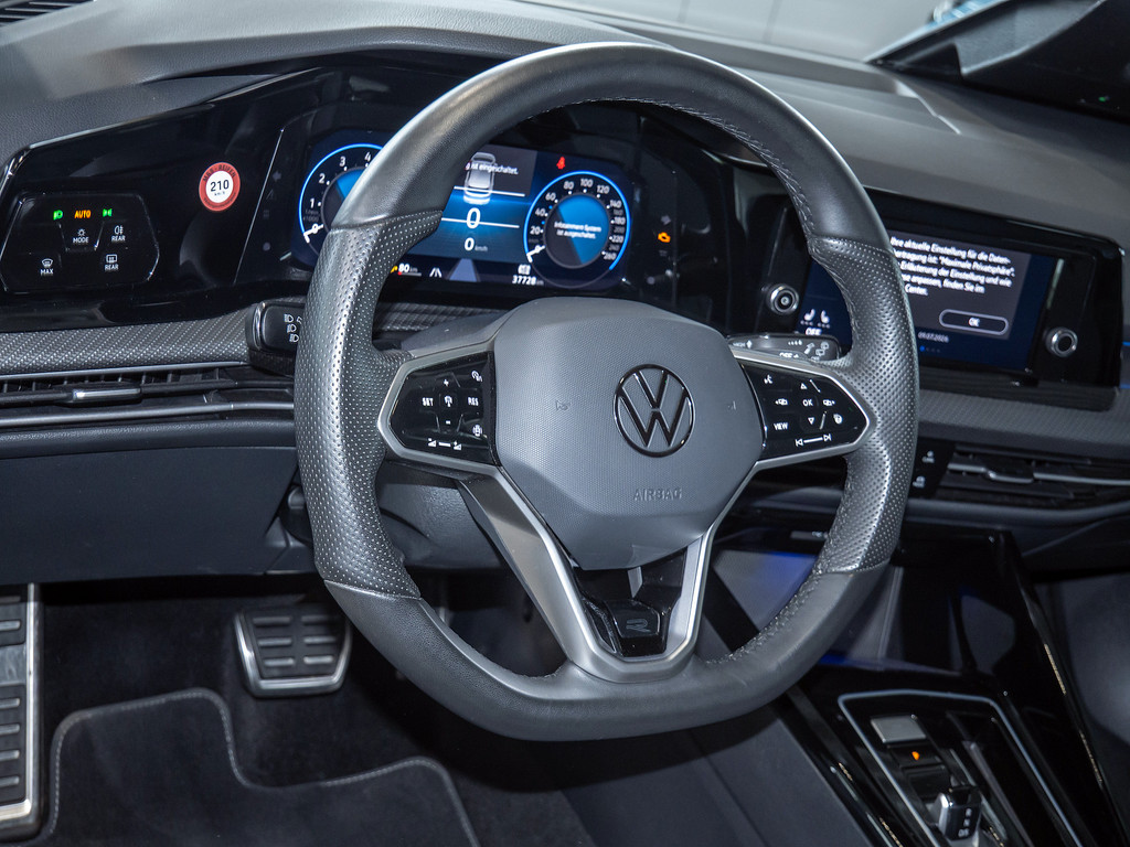 Bild 10 - Golf VIII R-Line 1,5 l eTSI DSG