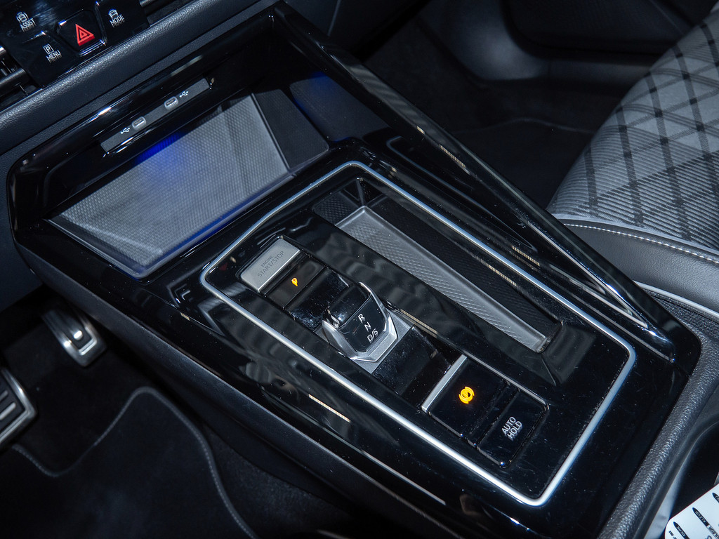 Bild 13 - Golf VIII R-Line 1,5 l eTSI DSG