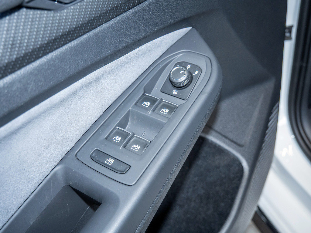 Bild 18 - Golf VIII R-Line 1,5 l eTSI DSG