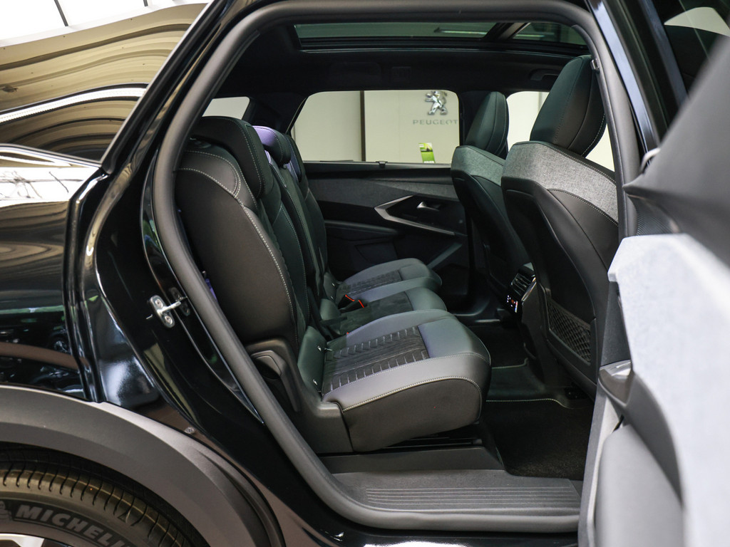 Bild 4 - 5008 GT Plug-In HYBRID 225 e-DSC7