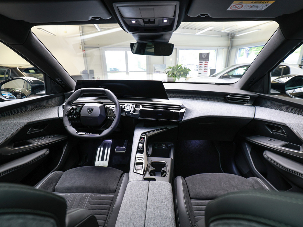 Bild 8 - 5008 GT Plug-In HYBRID 225 e-DSC7