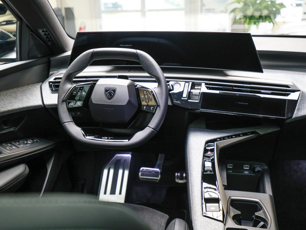 Bild 9 - 5008 GT Plug-In HYBRID 225 e-DSC7