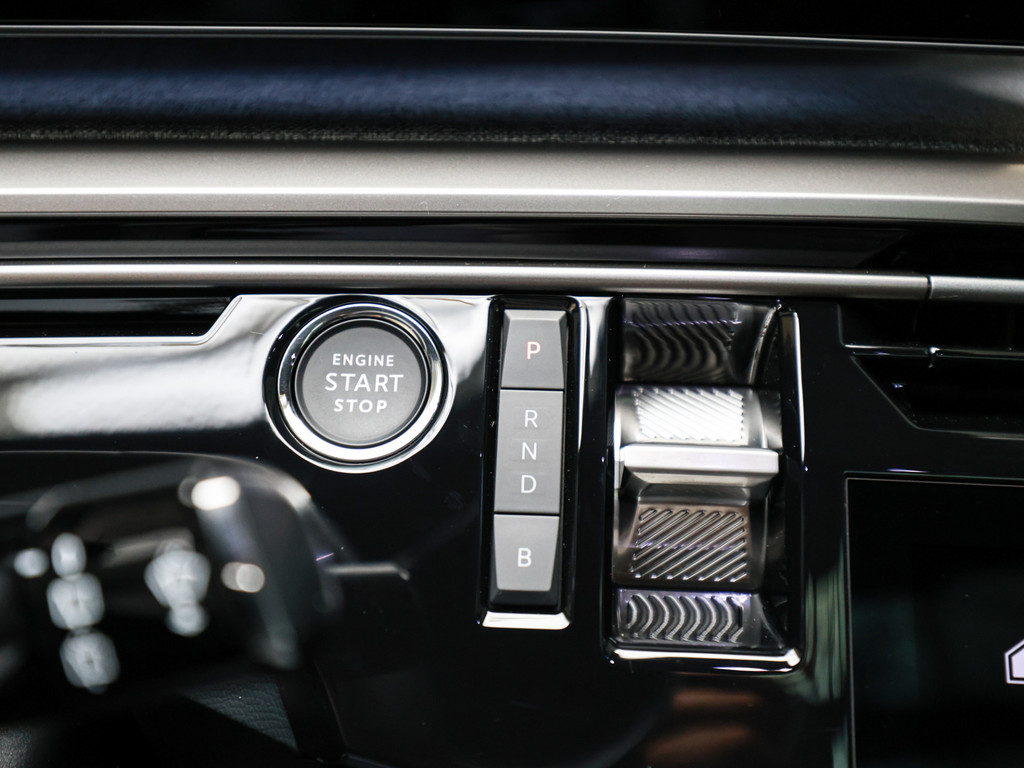 Bild 17 - 5008 GT Plug-In HYBRID 225 e-DSC7