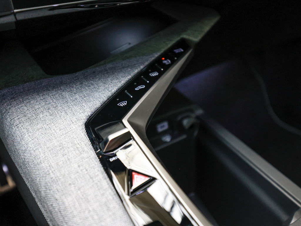 Bild 18 - 5008 GT Plug-In HYBRID 225 e-DSC7