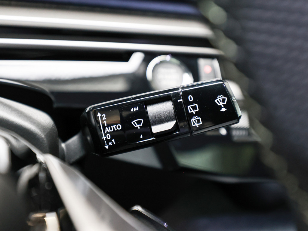 Bild 28 - 5008 GT Plug-In HYBRID 225 e-DSC7
