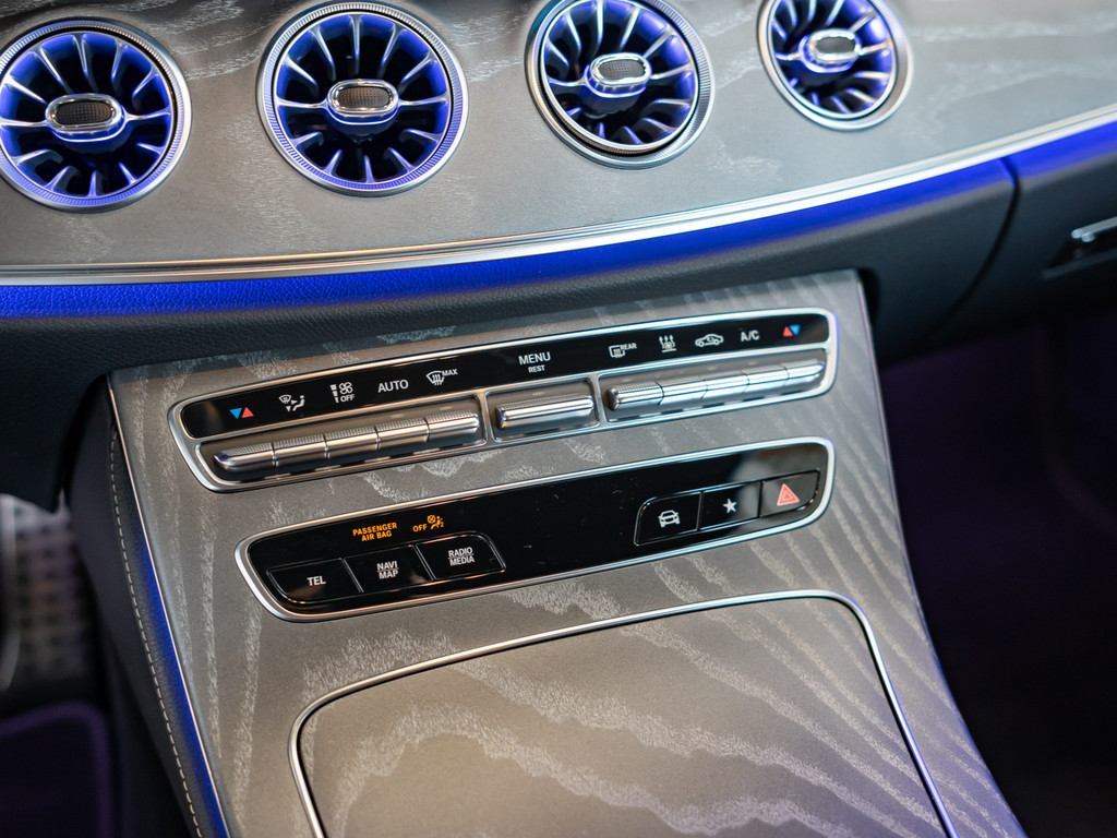 Bild 11 - E 300 Cabriolet AMG Sport