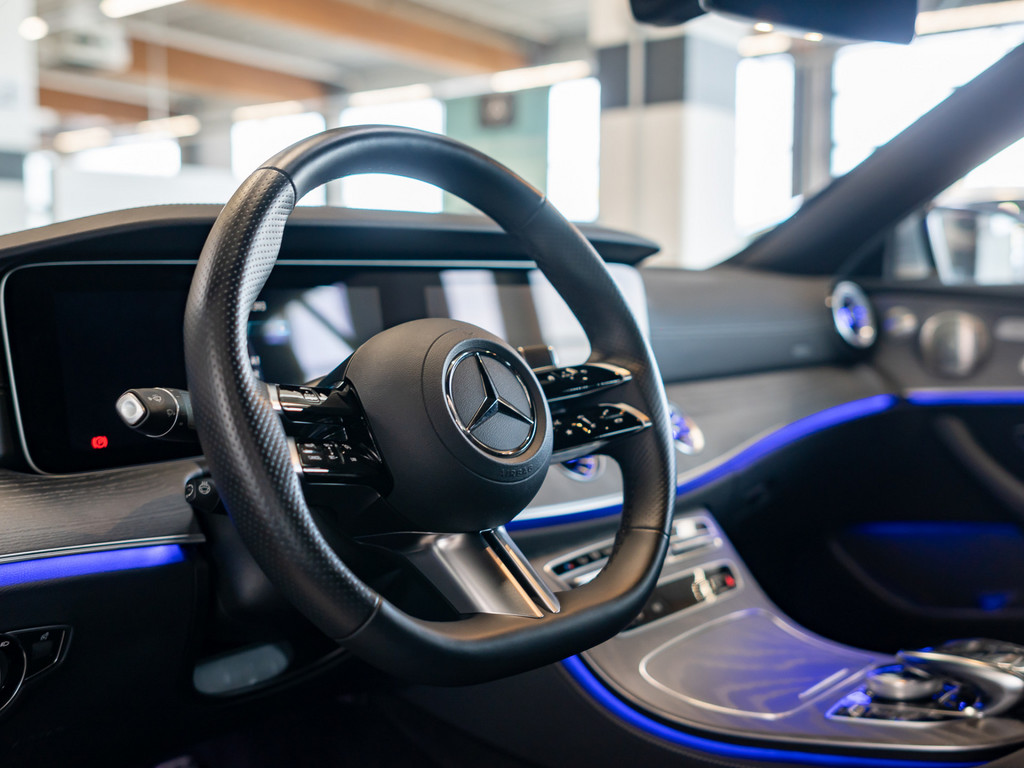 Bild 19 - E 300 Cabriolet AMG Sport