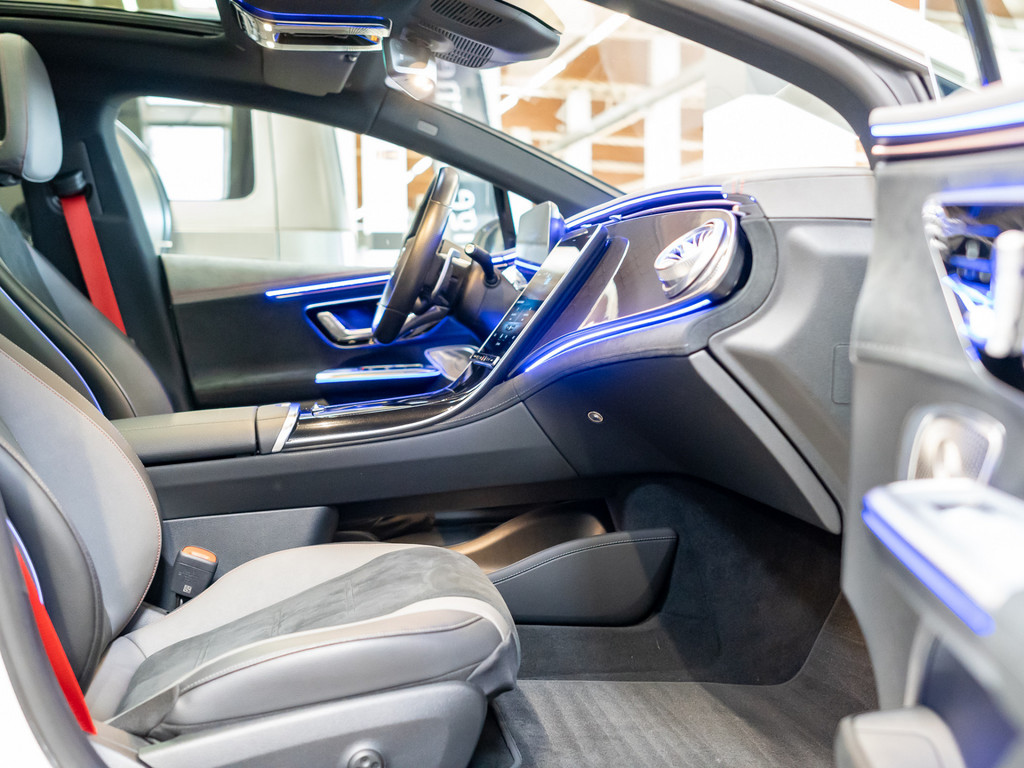Bild 3 - EQE 43 AMG 4M Premium +