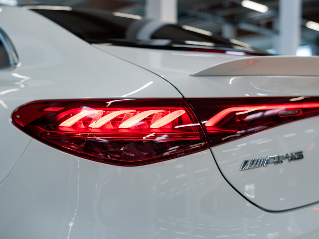 Bild 32 - EQE 43 AMG 4M Premium +