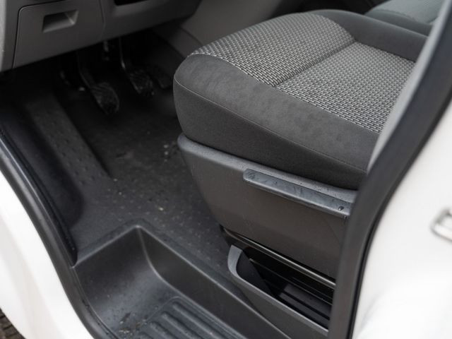 Bild 22 - T6.1 Transporter 2.0 TDI Kasten FWD PDC KlimaA