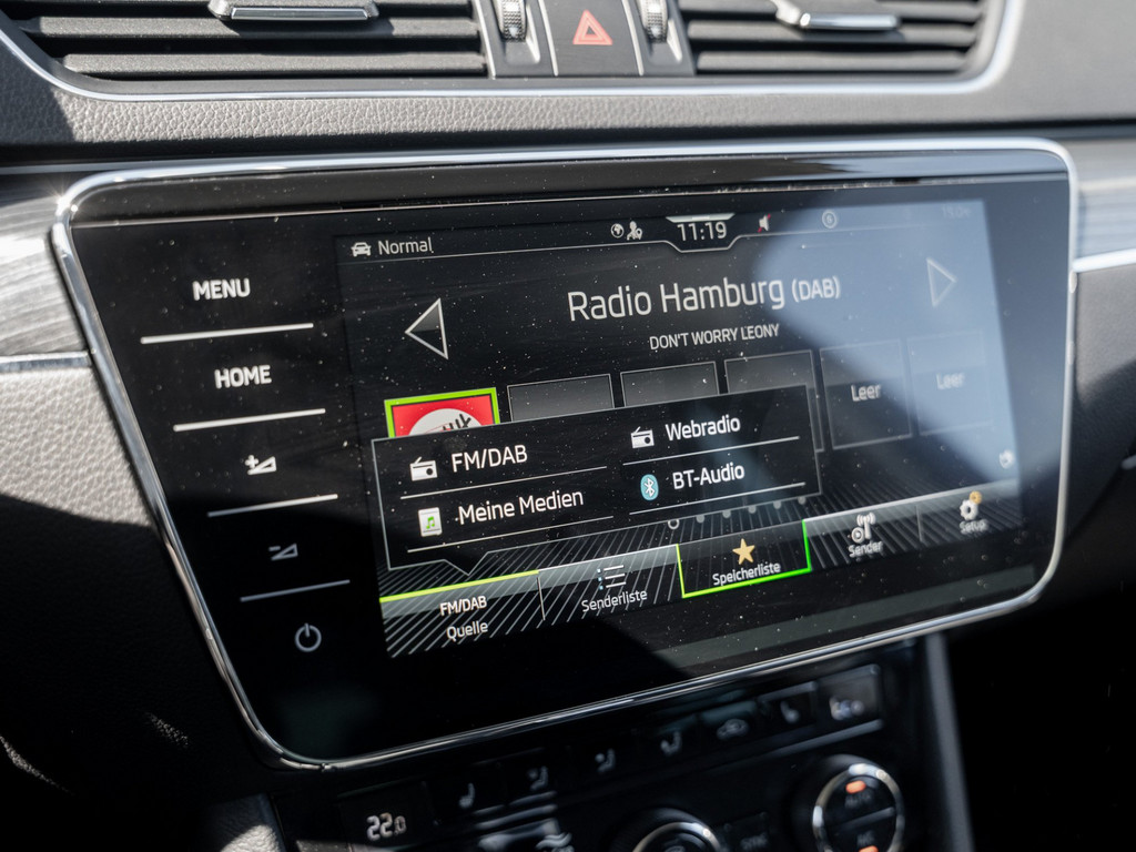 Bild 17 - SUPERB C. STYLE 1.4 TSI iV DSG DCC Kam. Standh.