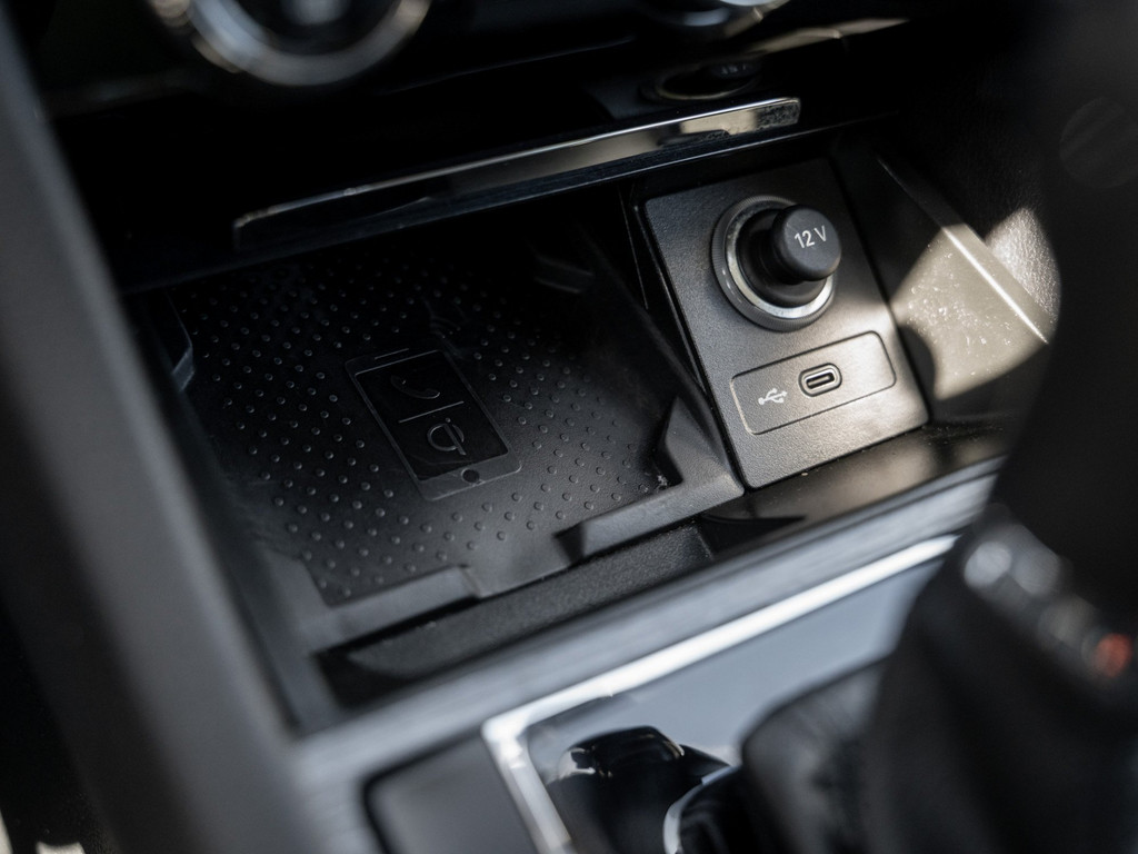 Bild 24 - SUPERB C. STYLE 1.4 TSI iV DSG DCC Kam. Standh.