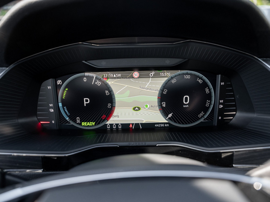 Bild 27 - SUPERB C. STYLE 1.4 TSI iV DSG DCC Kam. Standh.
