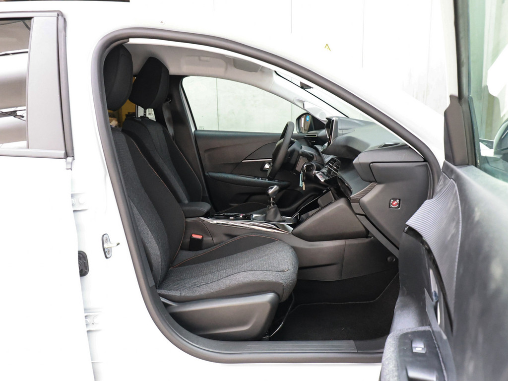 Bild 2 - 208 BUSINESS TURBO 100
