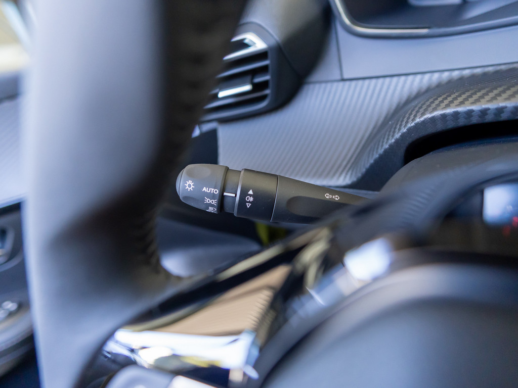 Bild 16 - 208 ALLURE HYBRID 110 e-DSC6