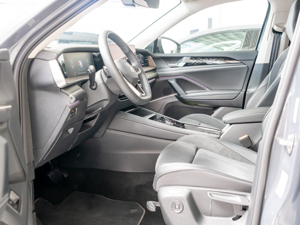 Bild 20 - Tayron Elegance 1,5 l eHybrid DSG