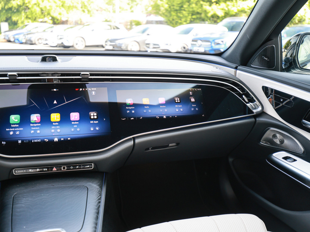 Bild 10 - E 300 de 4M AMG Limo mit EQ Hybrid Technologie