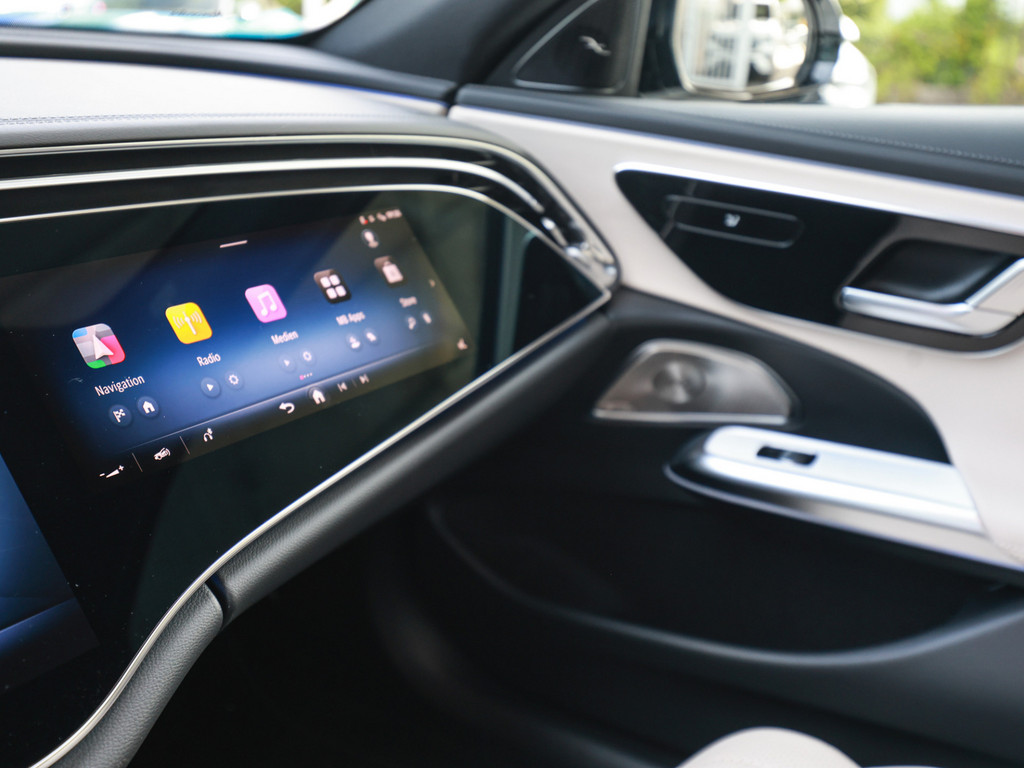 Bild 19 - E 300 de 4M AMG Limo mit EQ Hybrid Technologie