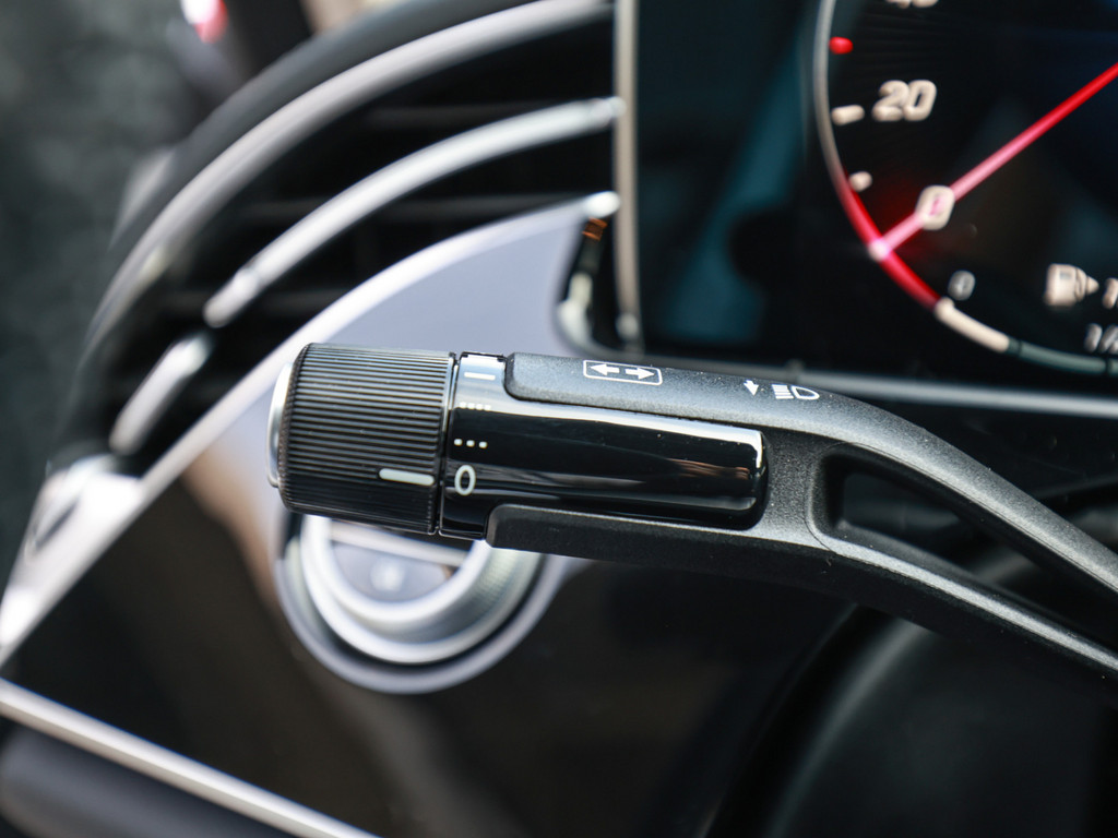 Bild 28 - E 300 de 4M AMG Limo mit EQ Hybrid Technologie