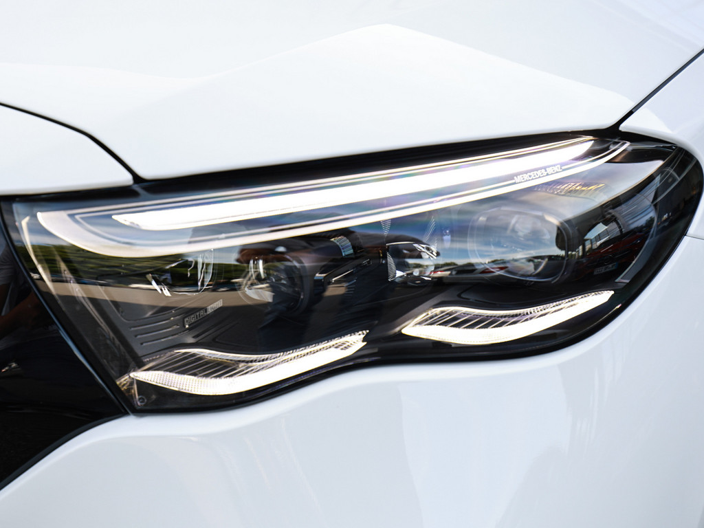 Bild 34 - E 300 de 4M AMG Limo mit EQ Hybrid Technologie