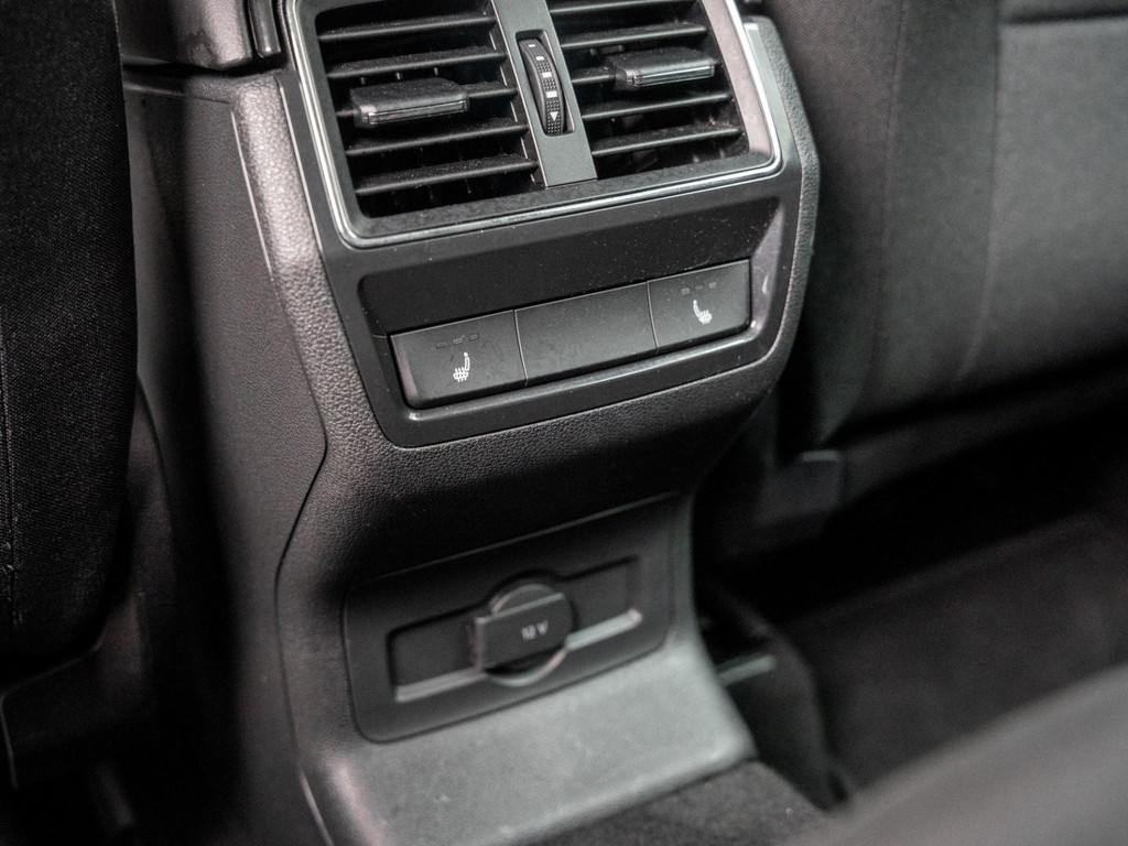 Bild 11 - KAROQ DRIVE 1.5 TSI DSG DynLicht KeyLess KlimaA