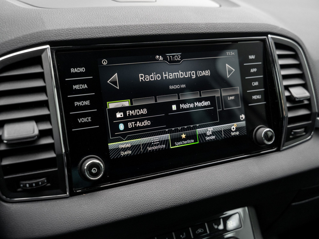 Bild 14 - KAROQ DRIVE 1.5 TSI DSG DynLicht KeyLess KlimaA