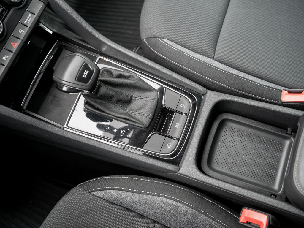Bild 22 - KAROQ DRIVE 1.5 TSI DSG DynLicht KeyLess KlimaA