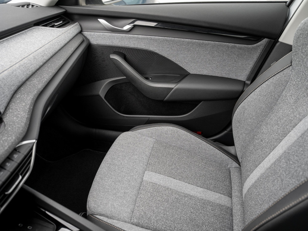 Bild 23 - OCTAVIA C. SELECTION 1.5 TSI e-TEC DSG Kam. Navi