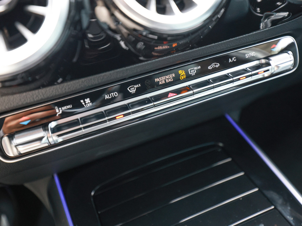 Bild 14 - GLA 200 AMG Premium