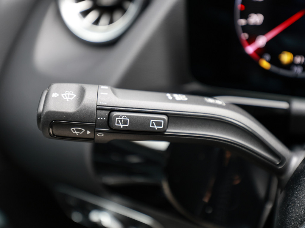 Bild 24 - GLA 200 AMG Premium