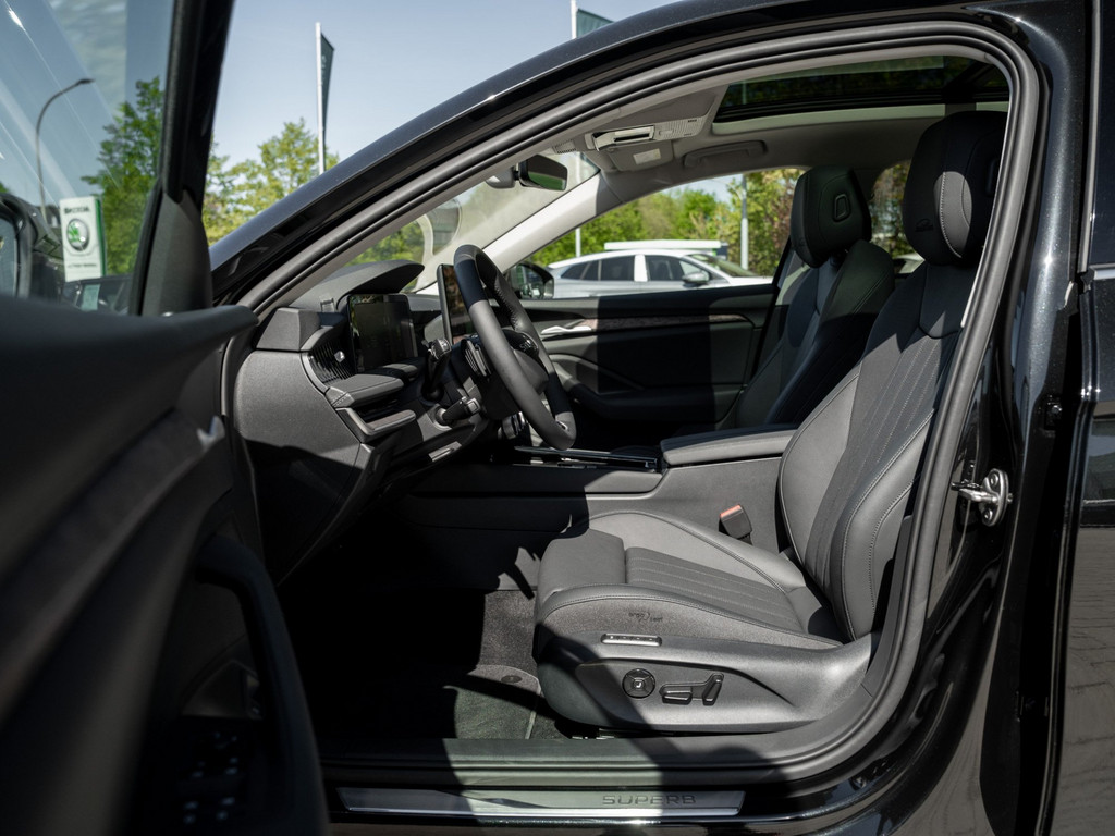 Bild 9 - Superb Combi L&K 2.0 TDI DSG 4x4 DCC AHK Kam.