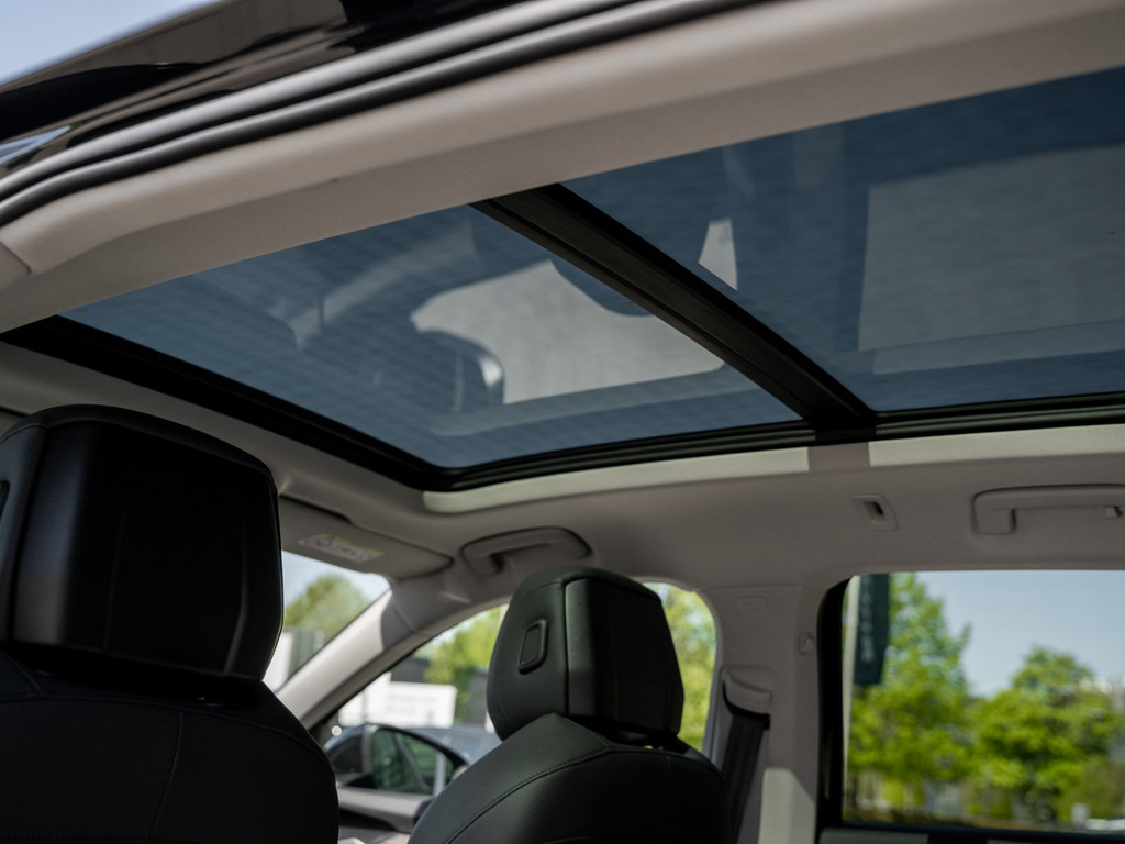 Bild 14 - Superb Combi L&K 2.0 TDI DSG 4x4 DCC AHK Kam.