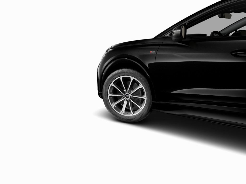 Bild 5 - Q4 S Line 45 e-tron