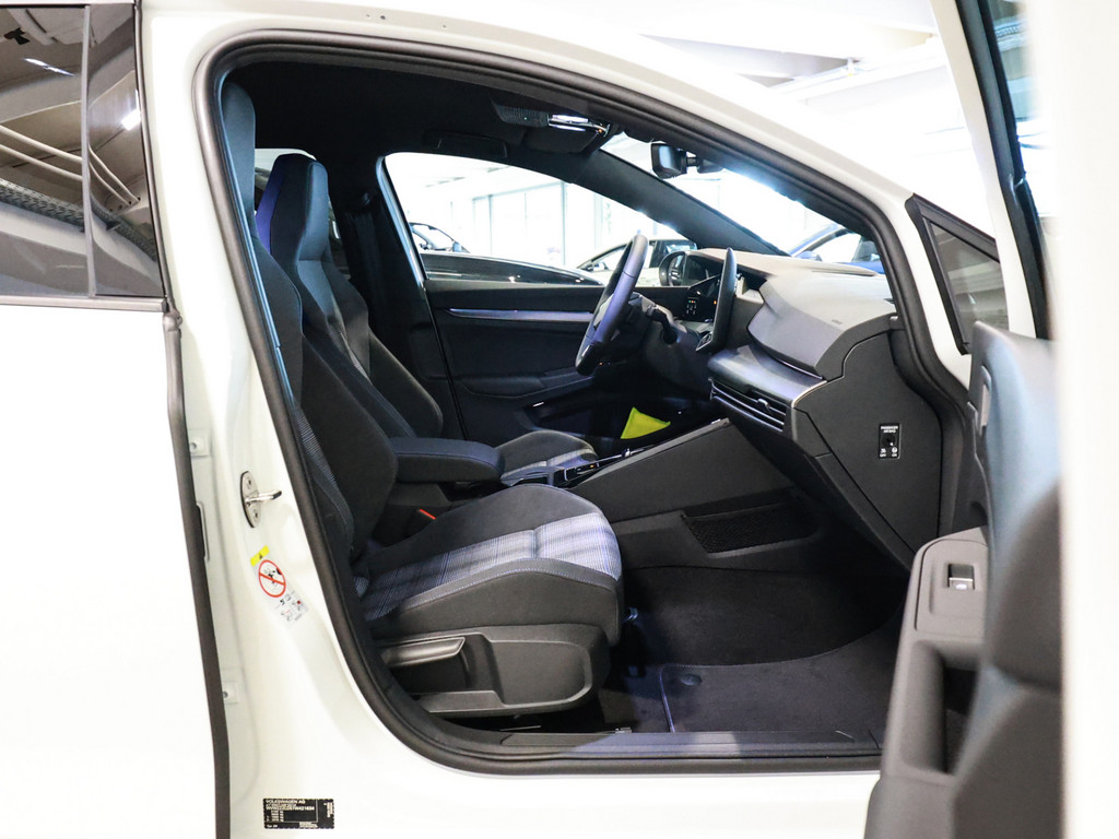 Bild 2 - Golf VIII GTE 1.5 eHybrid DSG