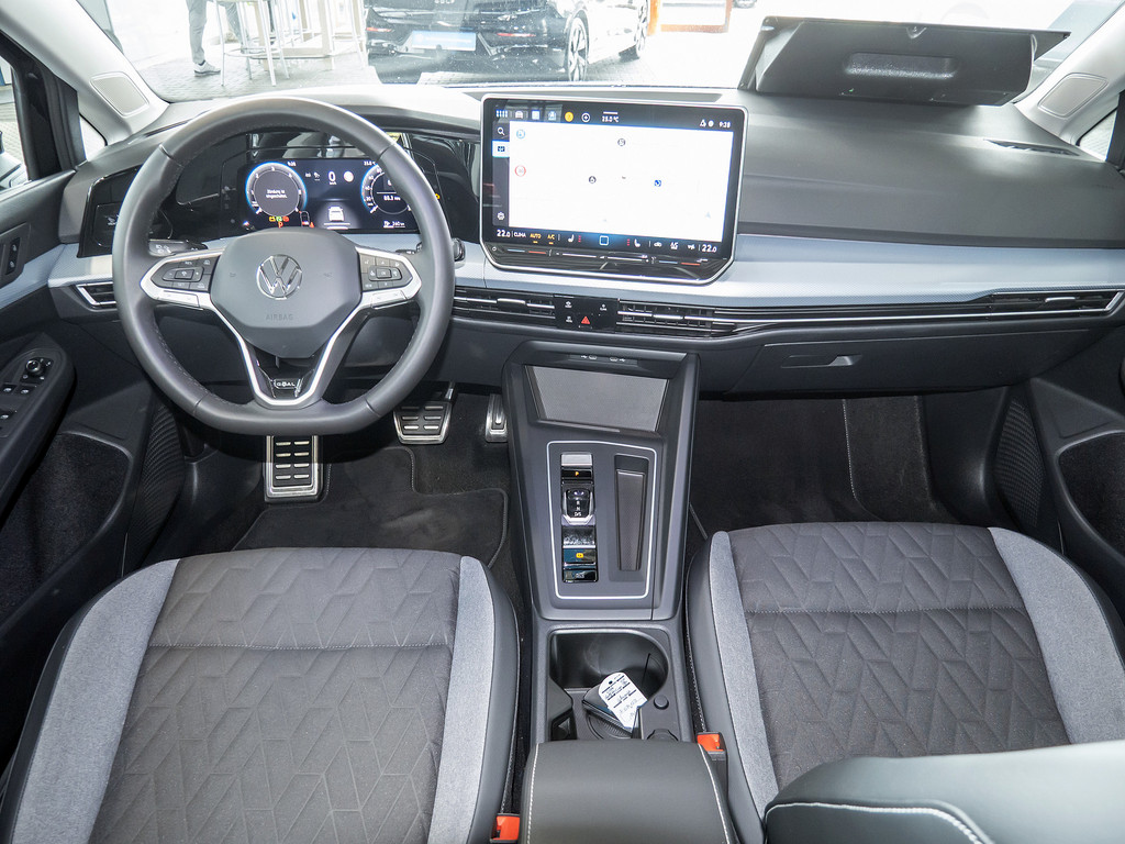 Bild 8 - Golf VIII Goal 2,0 l TDI DSG