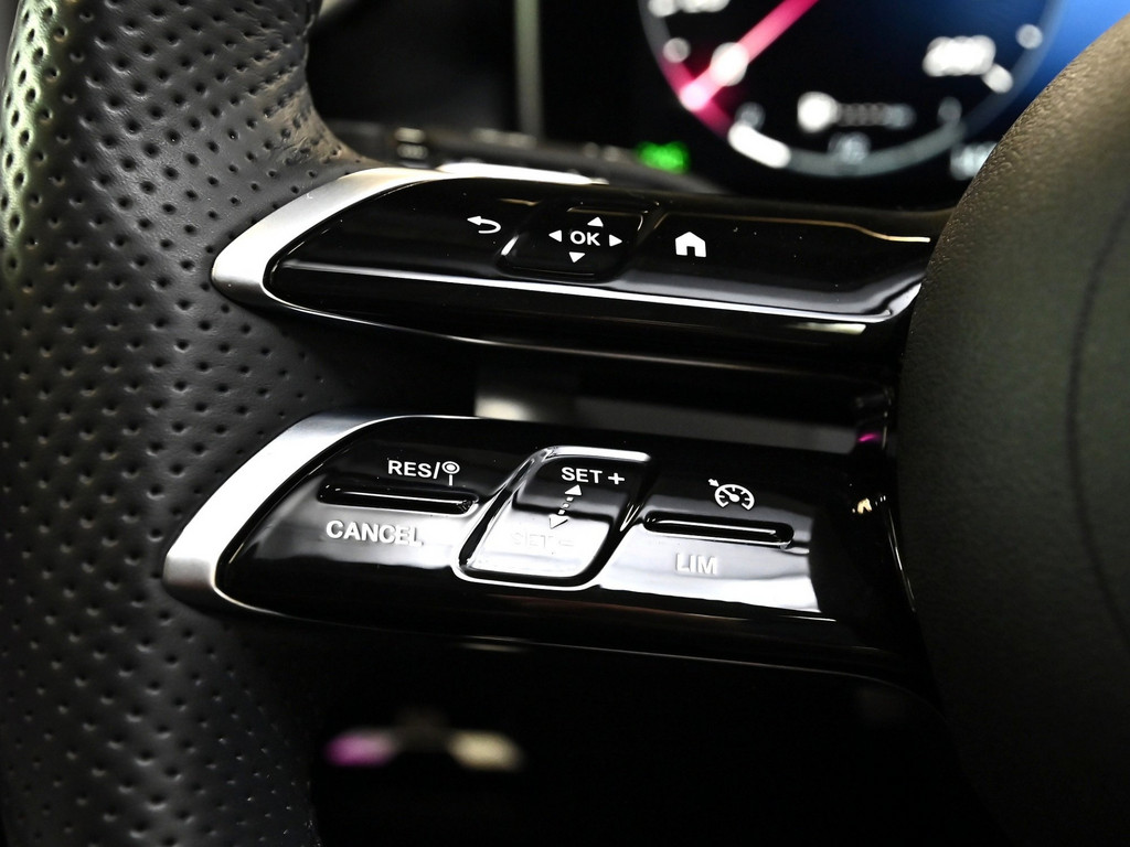 Bild 18 - GLC 300 4MATIC AMG Premium