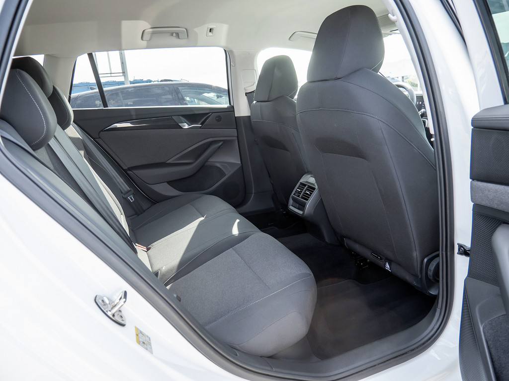 Bild 4 - Passat 1,5 l eTSI DSG