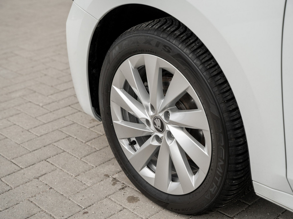 Bild 7 - OCTAVIA C. SELECTION 1.5 TSI e-TEC DSG Kam. Navi