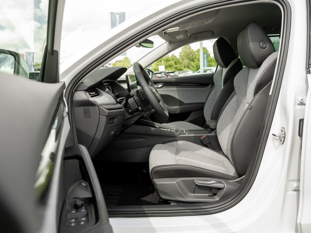Bild 8 - OCTAVIA C. SELECTION 1.5 TSI e-TEC DSG Kam. Navi