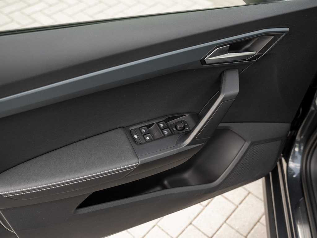 Bild 23 - ARONA XPERIENCE 1.0 TSI DSG Kam. Navi Virtual LM