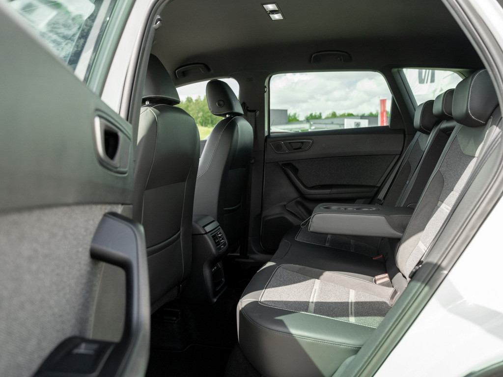 Bild 8 - ATECA XPERIENCE 1.5 TSI DSG Kam. Navi Virtual LM