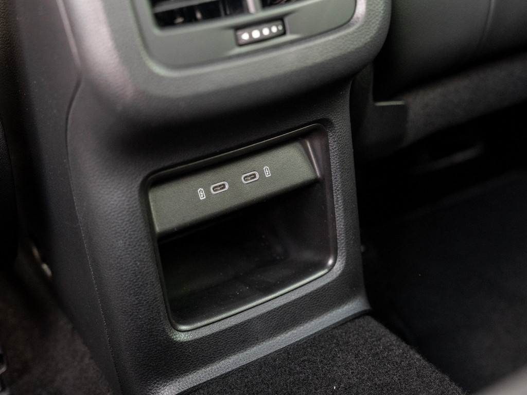 Bild 9 - ATECA XPERIENCE 1.5 TSI DSG Kam. Navi Virtual LM