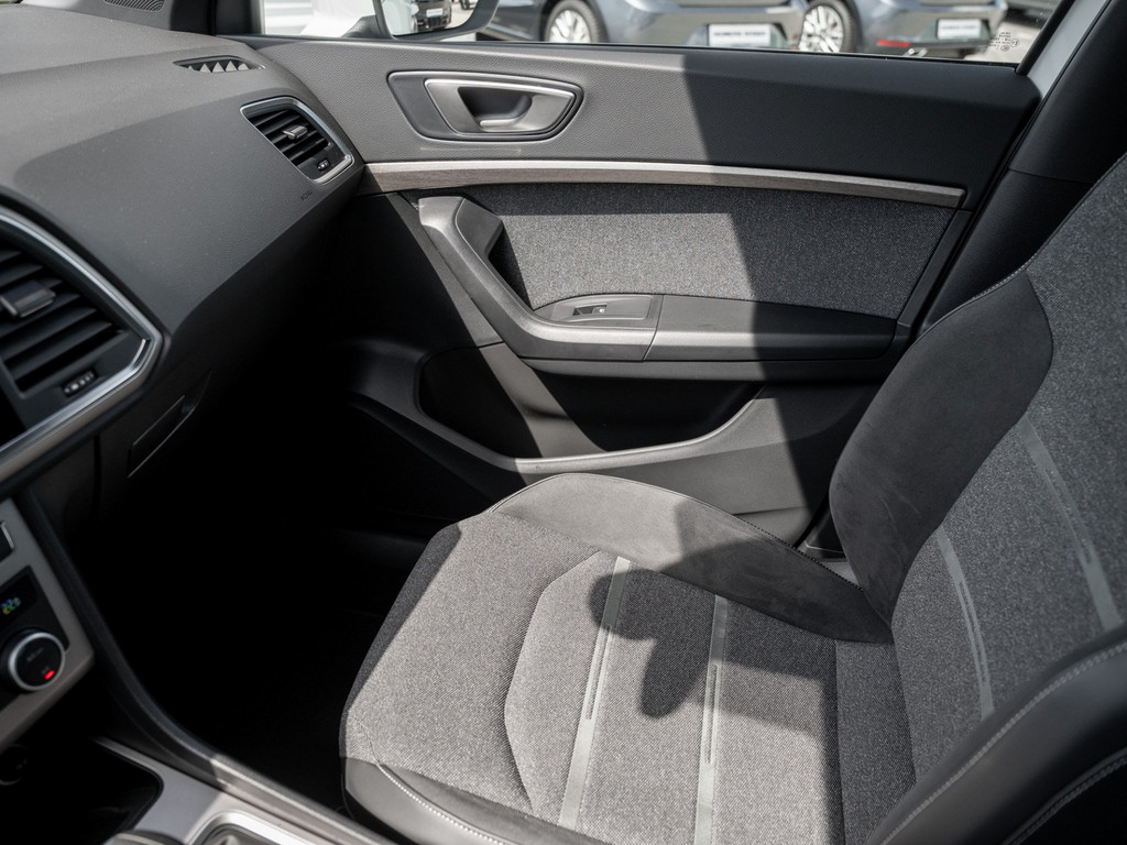 Bild 21 - ATECA XPERIENCE 1.5 TSI DSG Kam. Navi Virtual LM