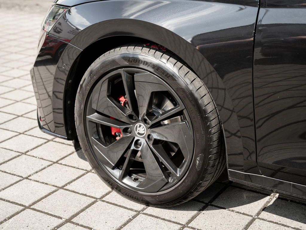 Bild 8 - OCTAVIA C. RS 2.0 TDI DSG AHK Kam. Navi Pano HUD