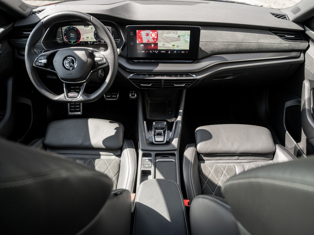 Bild 11 - OCTAVIA C. RS 2.0 TDI DSG AHK Kam. Navi Pano HUD