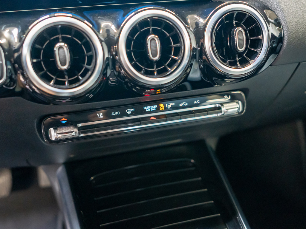 Bild 12 - GLA 220 d 4M Progressive Advanced