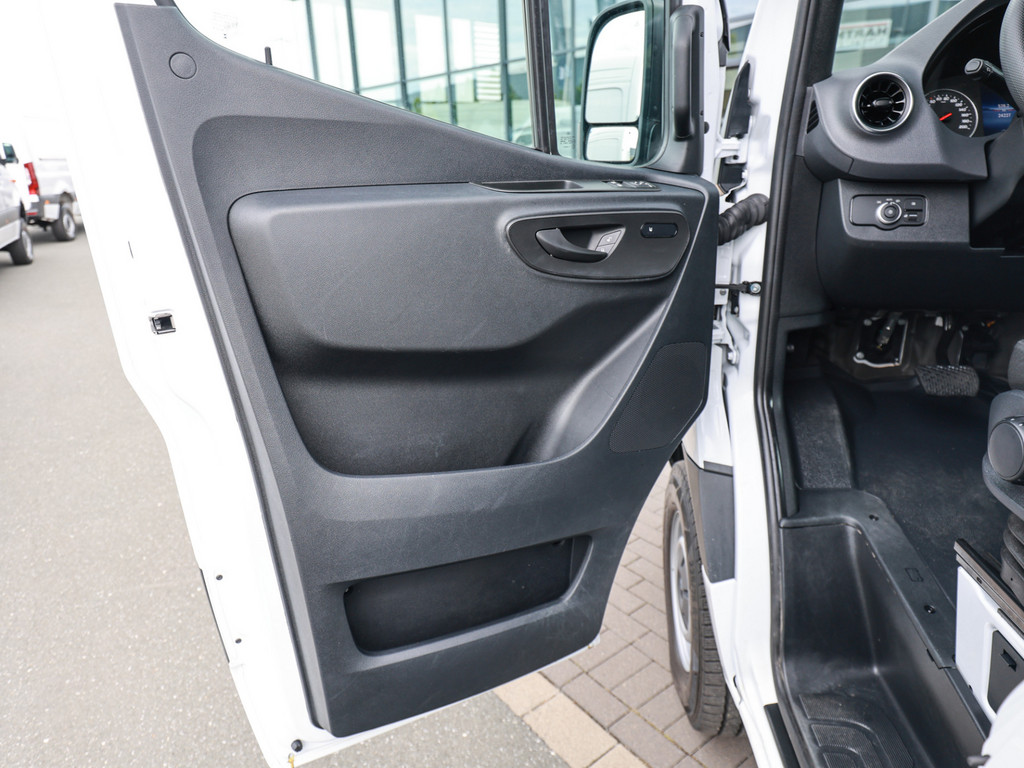 Bild 24 - Sprinter 319 CDI 4x4 Kasten PRO L2H2 2,8t