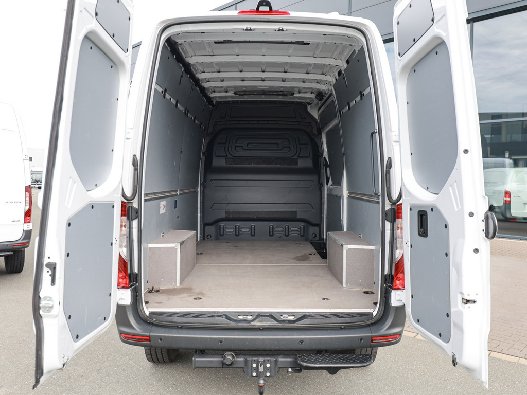 Bild 28 - Sprinter 319 CDI 4x4 Kasten PRO L2H2 2,8t